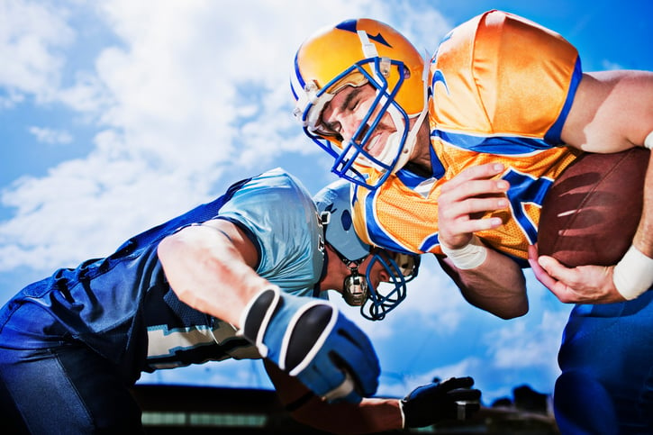 3 Quick Tips for Athletes Recovering From Football Back Injuries